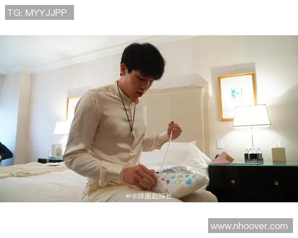 韦斯利与杨瀚森训练营前紧密合作小杨在鼓励中成长